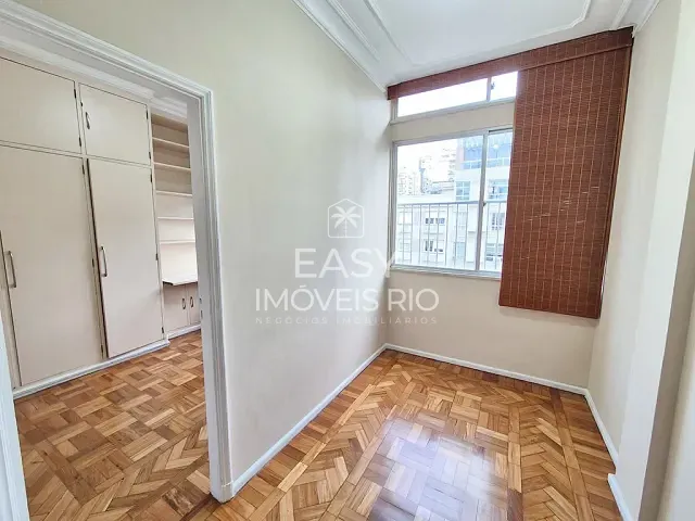 Apartamento com 74m² 2 quartos e 2 banheiros, para alugar, no bairro Ipanema em Rio de Janeiro