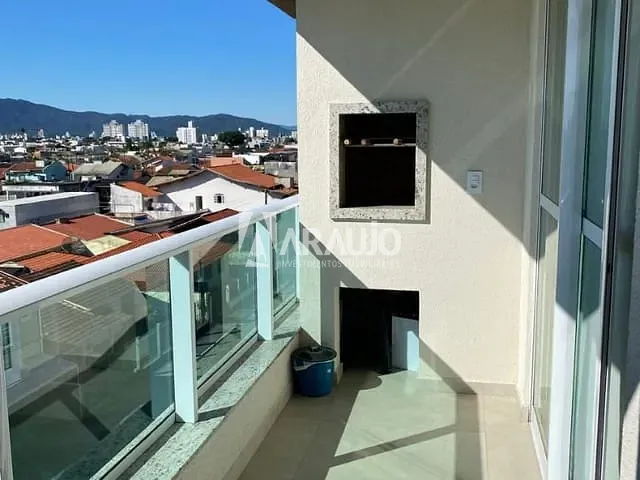 Apartamento 2 quartos e 2 banheiros, à venda, no bairro Cordeiros em Itajaí