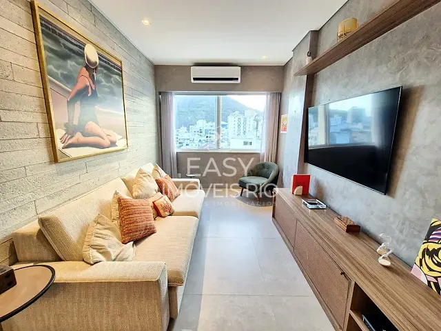 Apartamento com 55m² 2 quartos e 2 banheiros, para alugar, no bairro Leblon em Rio de Janeiro