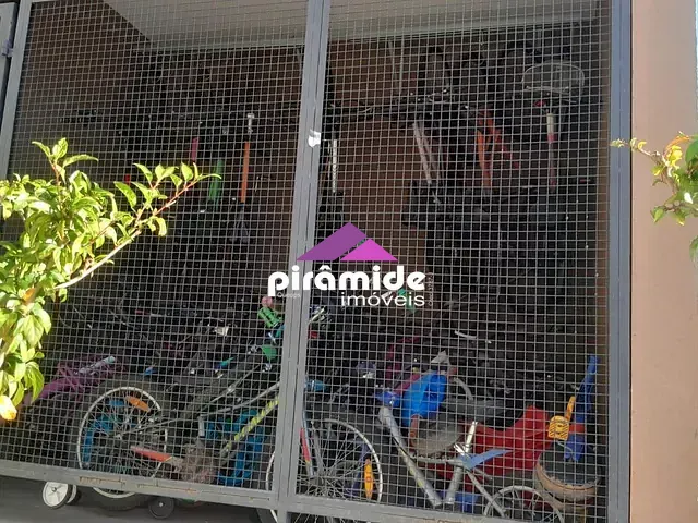 Apartamento 2 quartos e 1 banheiro, à venda, no bairro Loteamento Terra Brasilis em São José dos Campos