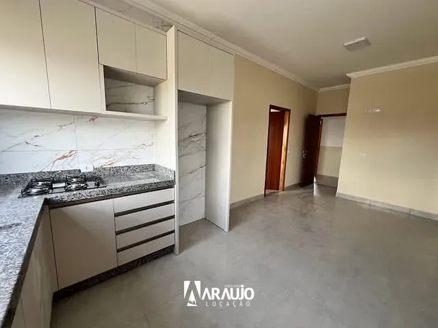 Apartamento 2 quartos e 1 banheiro, para alugar, no bairro Santa Regina em Itajaí