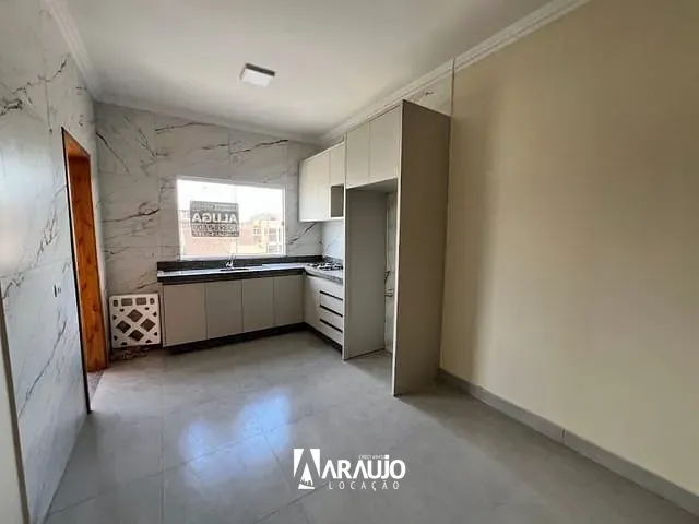 Apartamento 2 quartos e 1 banheiro, para alugar, no bairro Santa Regina em Itajaí