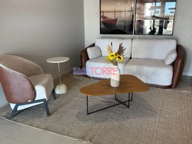 Apartamento com 95m² 3 quartos e 2 banheiros, à venda ou para alugar, no bairro Jardim Atlântico em Ilhéus