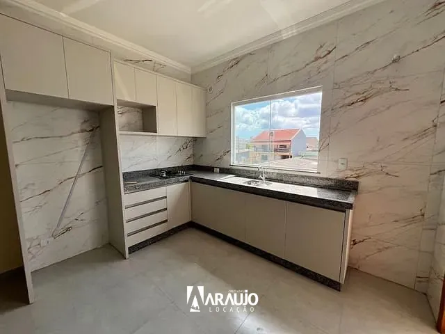Apartamento 2 quartos e 1 banheiro, para alugar, no bairro Santa Regina em Itajaí