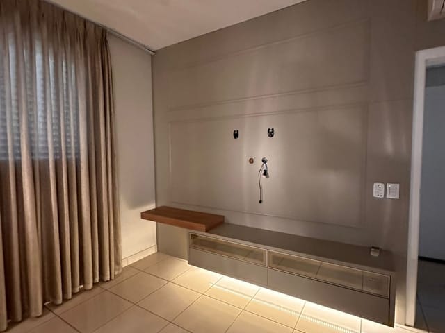 Apartamento 3 quartos e 3 banheiros, para alugar, no bairro Jardim das Américas em Cuiabá