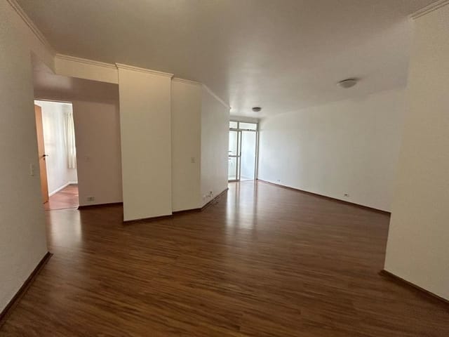Apartamento 3 quartos e 4 banheiros, para alugar, no bairro Bigorrilho em Curitiba
