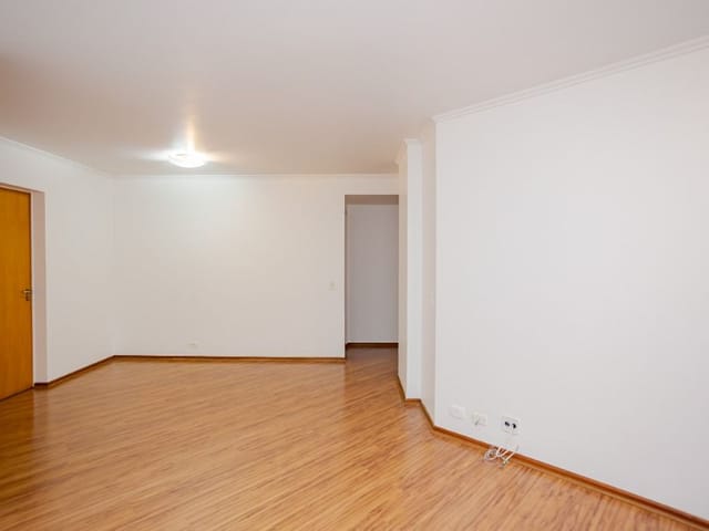 Apartamento 3 quartos e 4 banheiros, para alugar, no bairro Bigorrilho em Curitiba