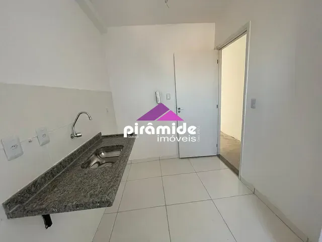 Apartamento 2 quartos e 1 banheiro, à venda, no bairro Jardim Colonial em São José dos Campos