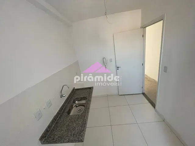 Apartamento 2 quartos e 1 banheiro, à venda, no bairro Jardim Colonial em São José dos Campos