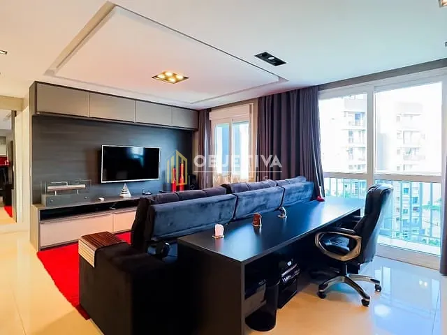 Apartamento 3 quartos e 2 banheiros, à venda, no bairro Jardim Sabará em Porto Alegre