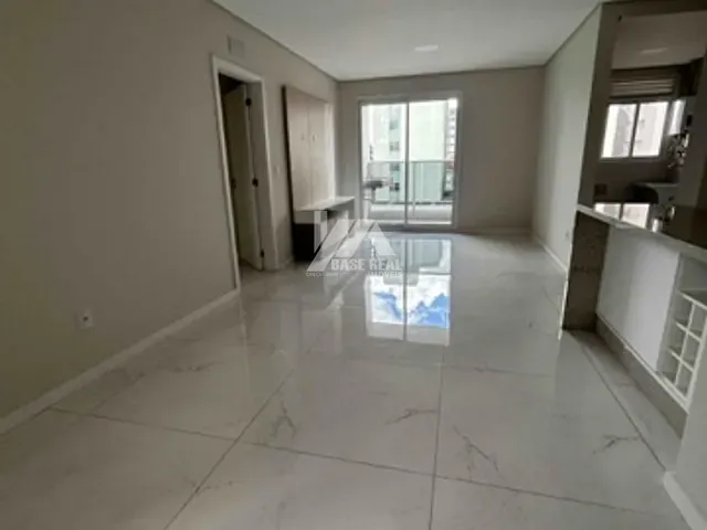 Apartamento 3 quartos e 5 banheiros, à venda, no bairro Centro em Ponta Grossa