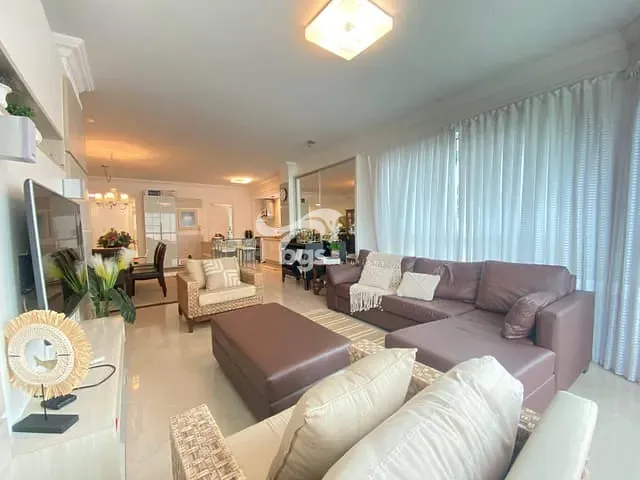 Apartamento com 169m² 3 quartos e 3 banheiros, à venda, no bairro Centro em Balneário Camboriú
