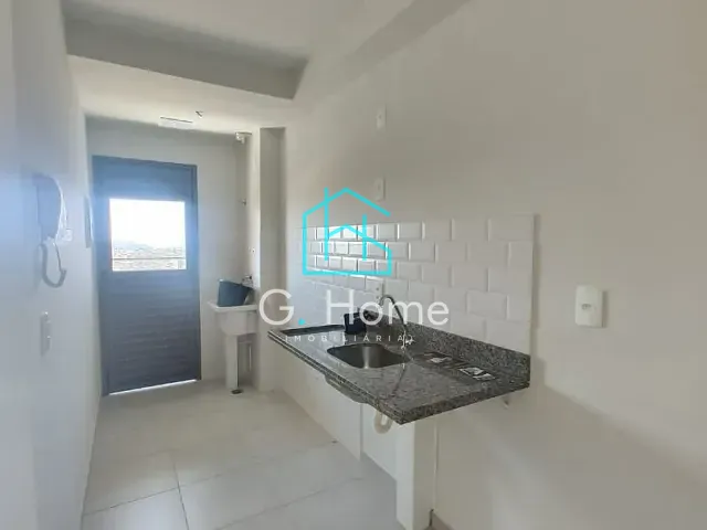Apartamento com 104m² 2 quartos e 1 banheiro, para alugar, no bairro Centro em Londrina
