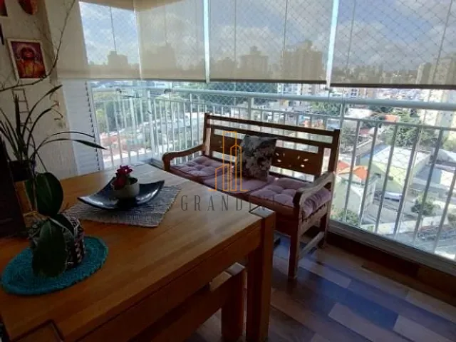 Apartamento 2 quartos e 2 banheiros, à venda, no bairro Vila Valparaíso em Santo André