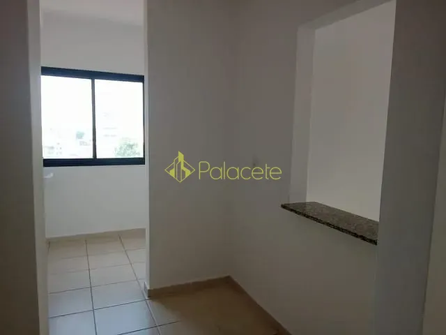Apartamento 2 quartos e 2 banheiros, à venda, no bairro Jardim Bela Vista em Taubaté