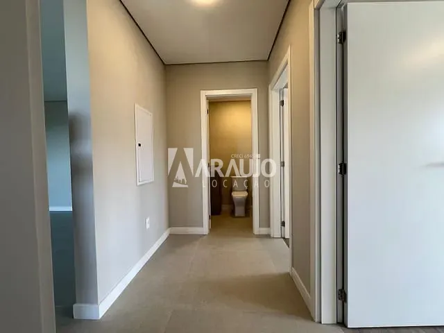 Apartamento 3 quartos e 1 banheiro, para alugar, no bairro Praia Brava de Itajaí em Itajaí
