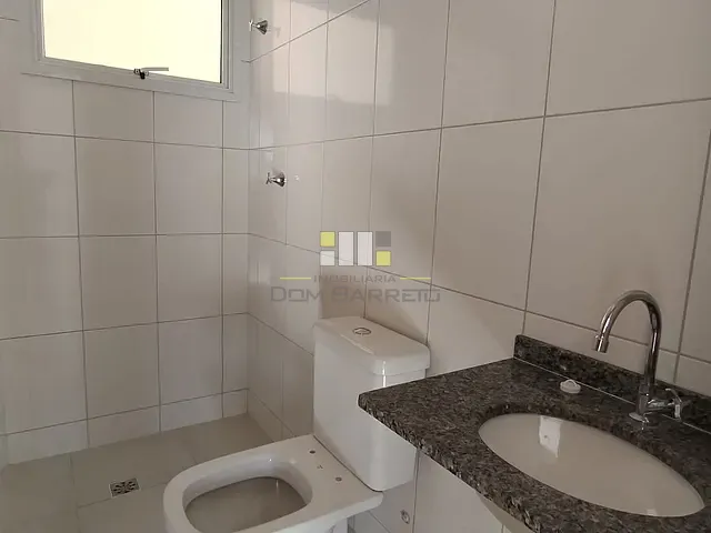 Apartamento 2 quartos e 1 banheiro, para alugar, no bairro Bairro ZPR2 em Nova Odessa
