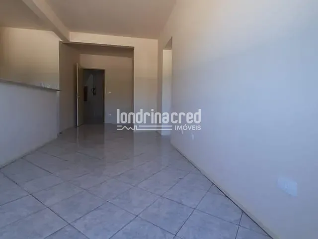 Apartamento com 65m² 2 quartos e 1 banheiro, à venda, no bairro Portal de Versalhes 1 em Londrina