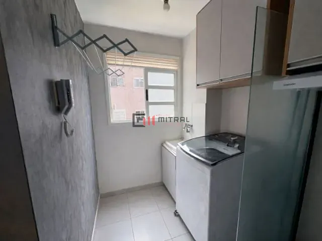 Apartamento 2 quartos e 1 banheiro, à venda, no bairro Colinas em Londrina