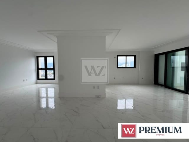 Apartamento 4 quartos e 5 banheiros, à venda, no bairro Centro em Itapema