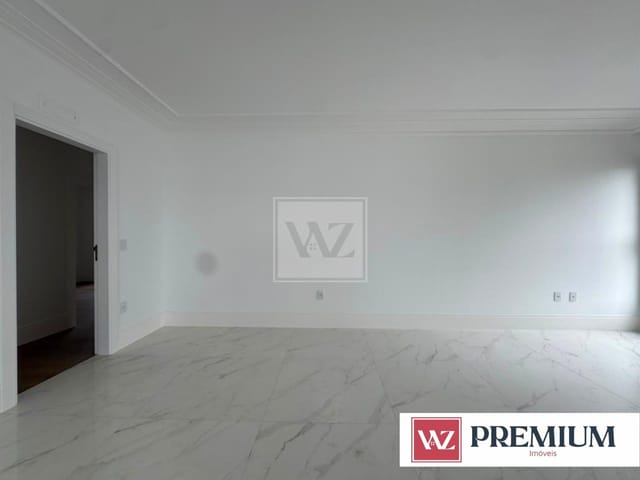 Apartamento 4 quartos e 5 banheiros, à venda, no bairro Centro em Itapema