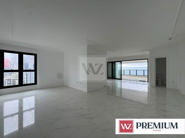 Apartamento 4 quartos e 5 banheiros, à venda, no bairro Centro em Itapema
