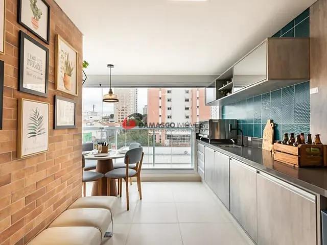 Apartamento 2 quartos e 2 banheiros, à venda, no bairro Vila Gomes Cardim em São Paulo