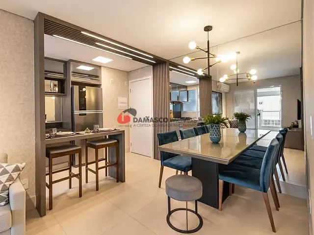 Apartamento 2 quartos e 2 banheiros, à venda, no bairro Vila Gomes Cardim em São Paulo