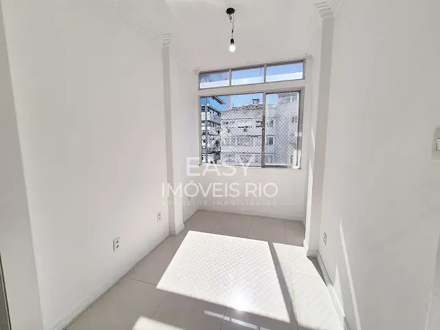 Apartamento com 85m² 2 quartos e 2 banheiros, para alugar, no bairro Ipanema em Rio de Janeiro