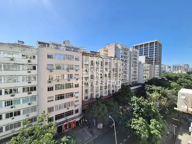 Apartamento com 85m² 2 quartos e 2 banheiros, para alugar, no bairro Ipanema em Rio de Janeiro
