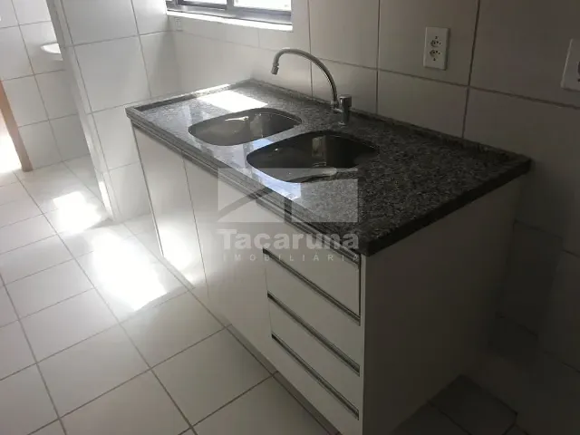 Apartamento 3 quartos e 1 banheiro, para alugar, no bairro Torre em Recife