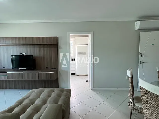 Apartamento 2 quartos e 1 banheiro, para alugar, no bairro Dom Bosco em Itajaí