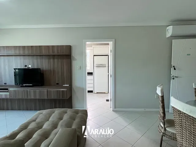 Apartamento 2 quartos e 1 banheiro, para alugar, no bairro Dom Bosco em Itajaí