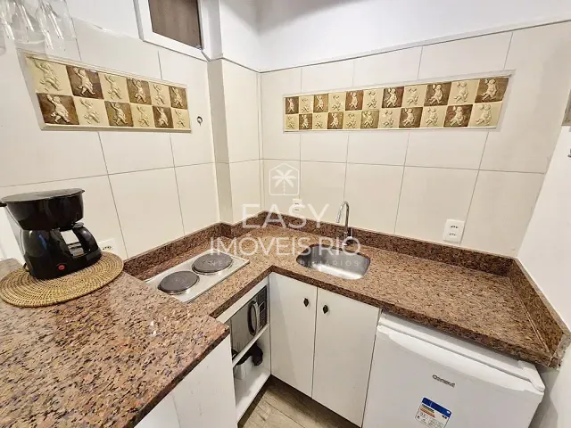 Apartamento com 27m² 1 quarto e 1 banheiro, para alugar, no bairro Ipanema em Rio de Janeiro