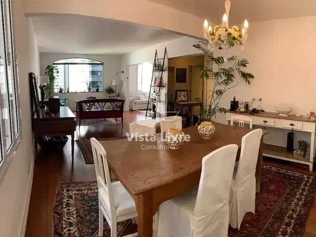 Apartamento com 160m² 2 quartos e 2 banheiros, à venda, no bairro Itaim Bibi em São Paulo