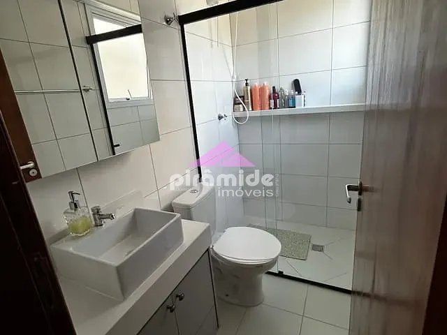 Apartamento 2 quartos e 1 banheiro, à venda, no bairro Parque Industrial em São José dos Campos