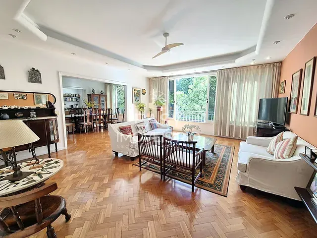 Apartamento 4 quartos e 4 banheiros, à venda, no bairro Copacabana em Rio de Janeiro