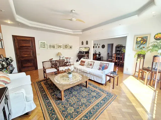 Apartamento 4 quartos e 4 banheiros, à venda, no bairro Copacabana em Rio de Janeiro