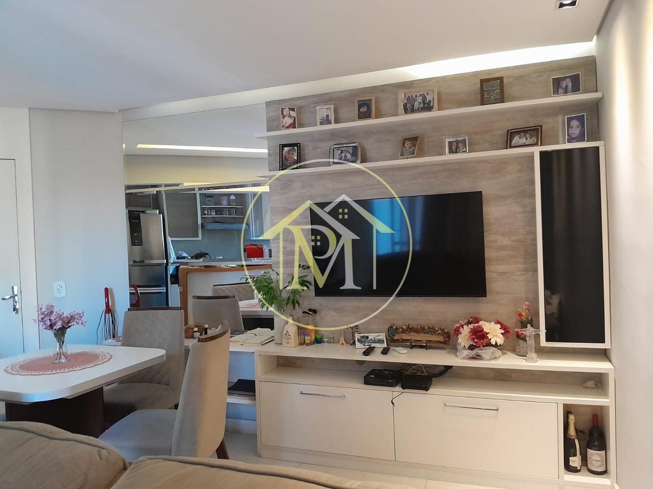 Apartamento à venda com 2 quartos, 52m² - Foto 3