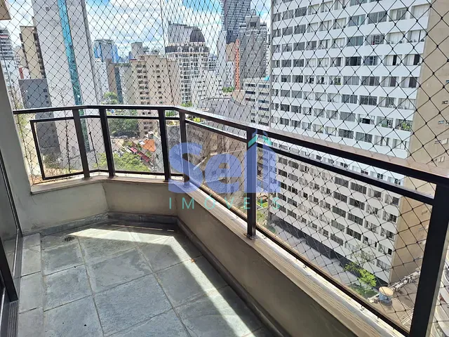 Apartamento 3 quartos e 4 banheiros, à venda, no bairro Jardim Europa em São Paulo