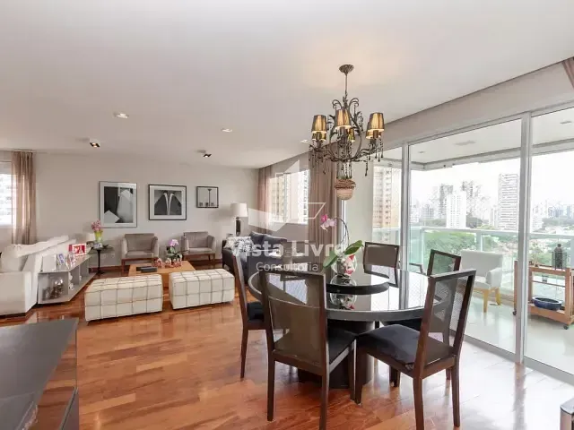 Apartamento com 198m² 3 quartos e 4 banheiros, à venda, no bairro Cidade Monções em São Paulo
