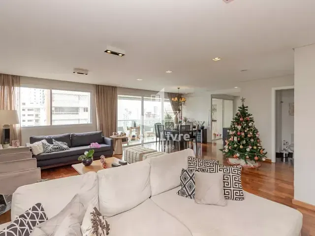 Apartamento com 198m² 3 quartos e 4 banheiros, à venda, no bairro Cidade Monções em São Paulo