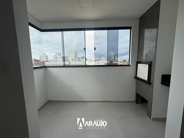Apartamento 2 quartos e 2 banheiros, para alugar, no bairro Gravatá em Navegantes