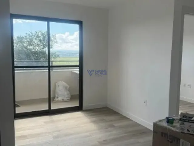 Apartamento 2 quartos e 2 banheiros, à venda ou para alugar, no bairro Jardim das Indústrias em São José dos Campos