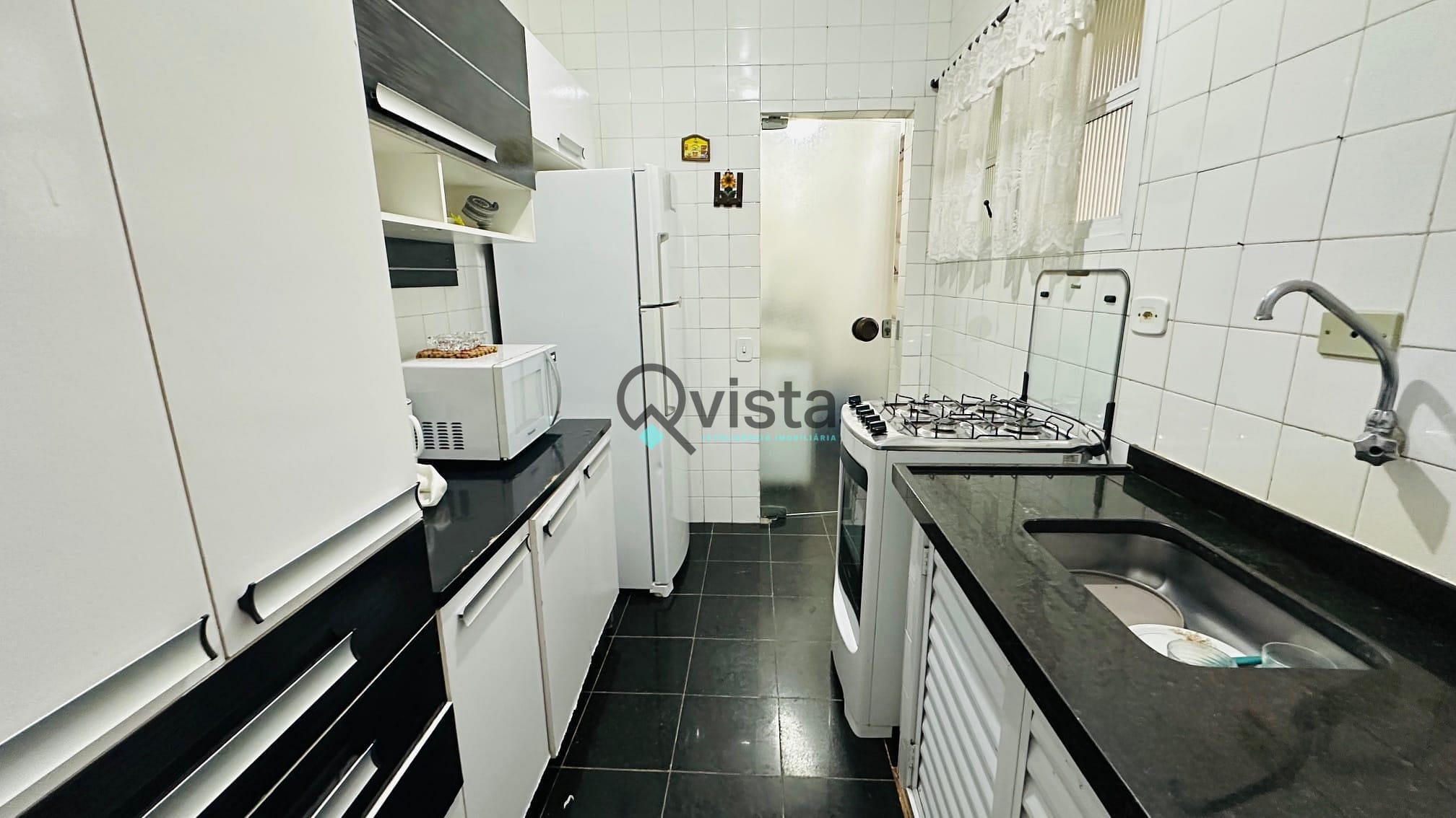Apartamento à venda com 1 quarto, 60m² - Foto 10