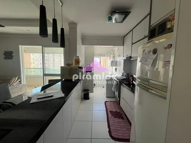 Apartamento com 70m² 2 quartos e 2 banheiros, à venda, no bairro Conjunto Residencial Trinta e Um de Março em São José dos Campos