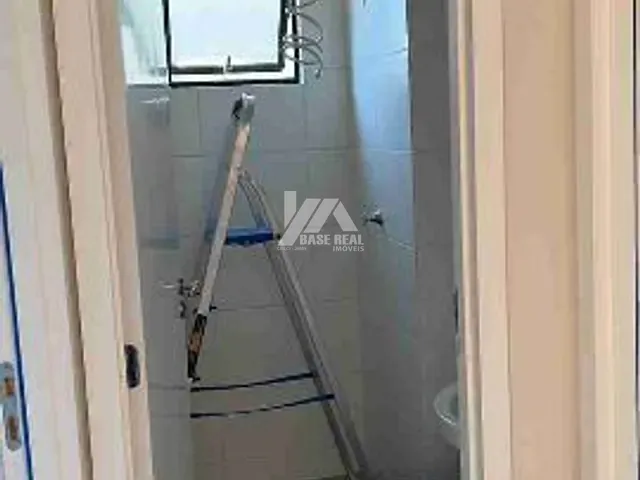 Apartamento 2 quartos e 1 banheiro, à venda, no bairro Chapada em PONTA GROSSA