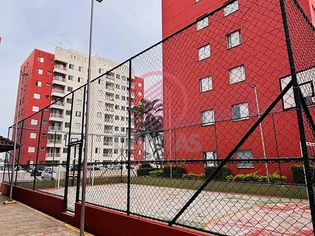 Apartamento com 54m² 2 quartos e 1 banheiro, para alugar, no bairro Bussocaba em Osasco