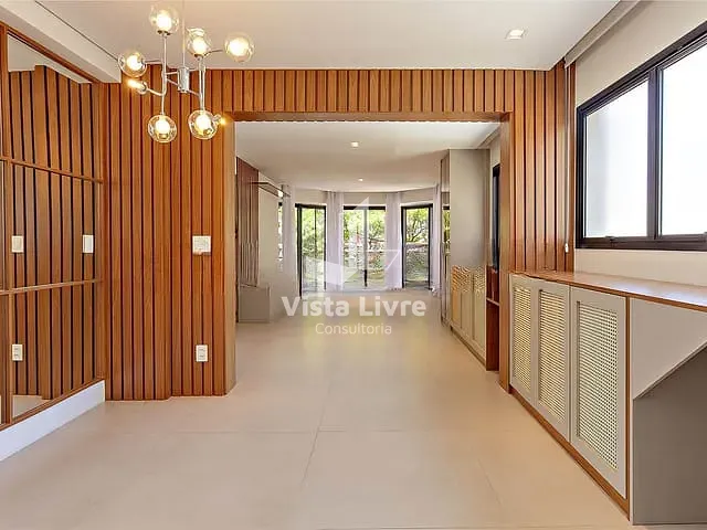 Apartamento com 141m² 4 quartos e 2 banheiros, à venda, no bairro Vila Uberabinha em São Paulo