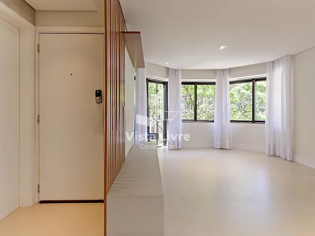 Apartamento com 141m² 4 quartos e 2 banheiros, à venda, no bairro Vila Uberabinha em São Paulo